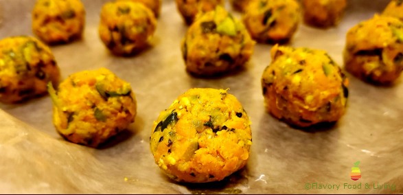 Flavorful Recipes: Baked Zucchini Cutlets