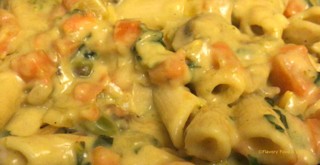 Flavorful Recipes: Cheesy Vegetarian Pasta